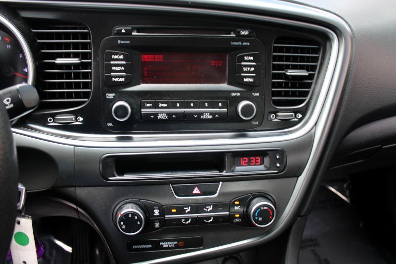 Kia Optima 4dr Sdn LX 2015