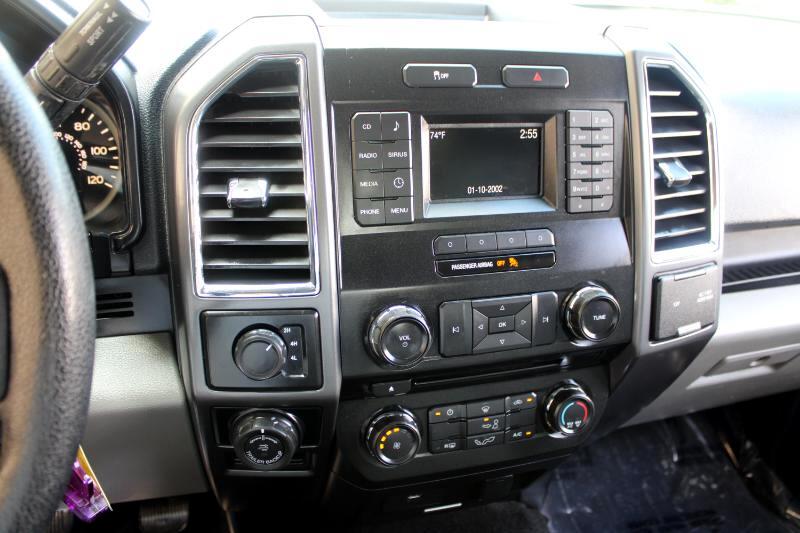 2016 Ford F-150 XLT photo 17