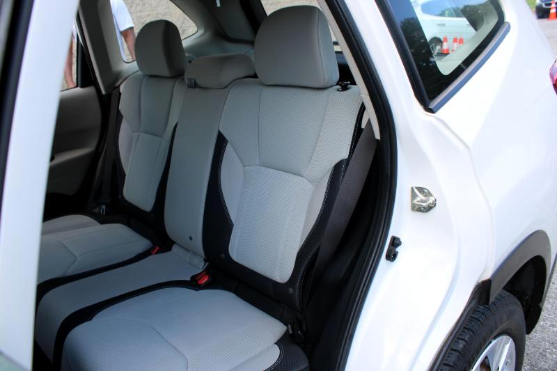 2020 Subaru Forester Base photo 12