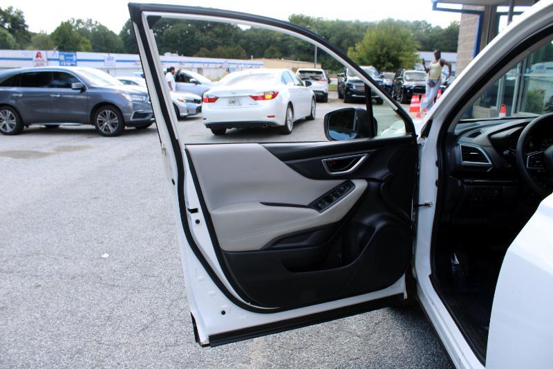 2020 Subaru Forester Base photo 17
