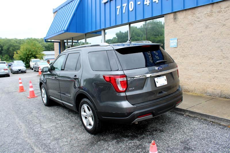 Ford Explorer XLT FWD 2019