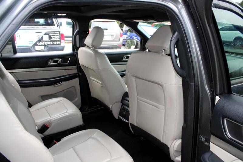 Ford Explorer XLT FWD 2019