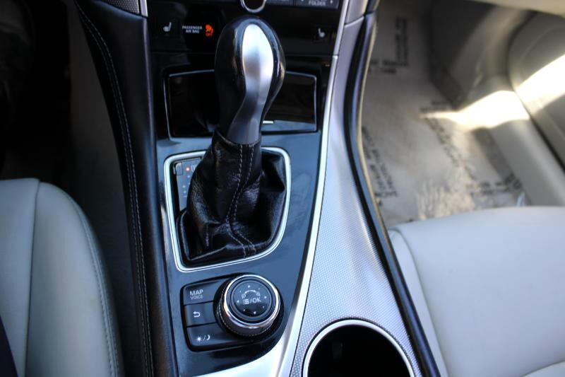 2017 Infiniti Q50 3.0t Signature Edition photo 21