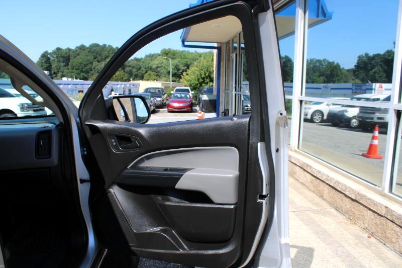 2018 Chevrolet Colorado Base photo 11