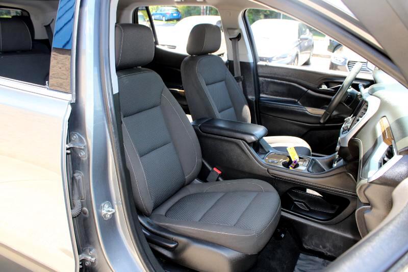 2021 Gmc Acadia SLE photo 7