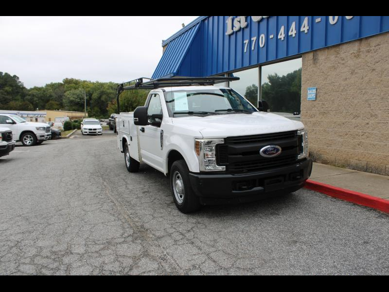 Ford Super Duty F-350 SRW XLT 2WD Reg Cab 8' Box 2019