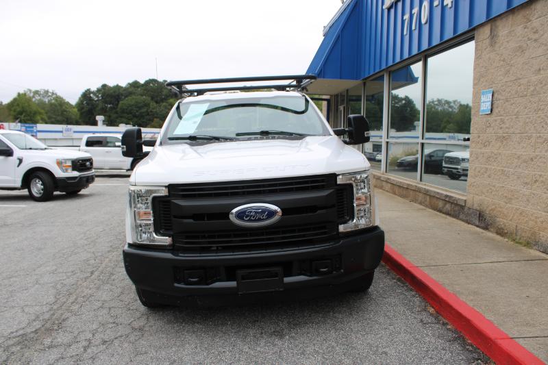 Ford Super Duty F-350 SRW XLT 2WD Reg Cab 8' Box 2019