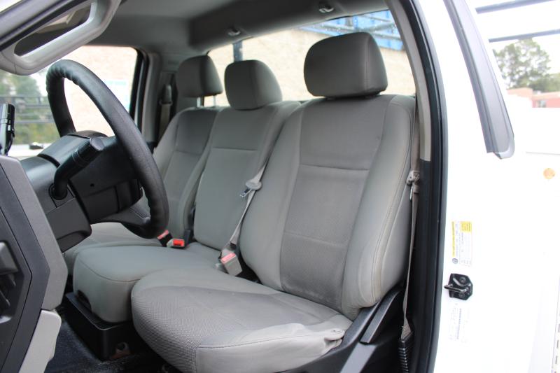 Ford Super Duty F-350 SRW XLT 2WD Reg Cab 8' Box 2019