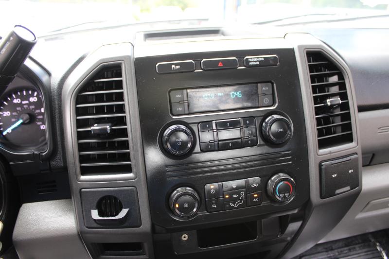 Ford Super Duty F-350 SRW XLT 2WD Reg Cab 8' Box 2019