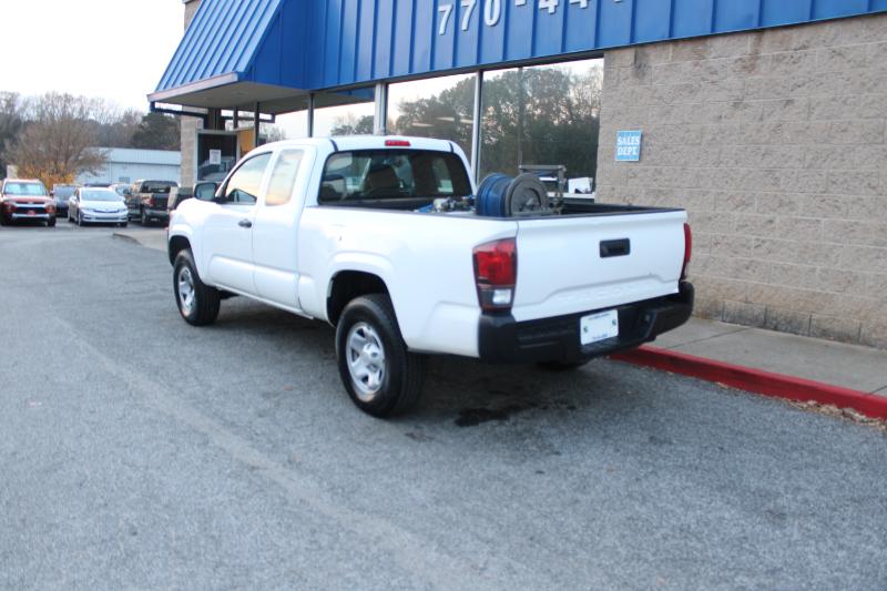 Toyota Tacoma SR Access Cab 6' Bed I4 4x2 AT (Natl) 2018