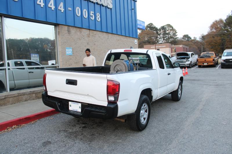 Toyota Tacoma SR Access Cab 6' Bed I4 4x2 AT (Natl) 2018