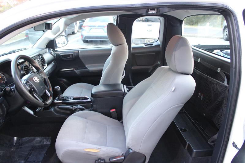 Toyota Tacoma SR Access Cab 6' Bed I4 4x2 AT (Natl) 2018