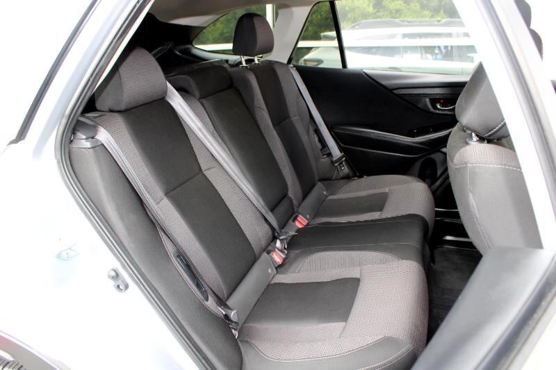 2022 Subaru Outback Premium photo 11
