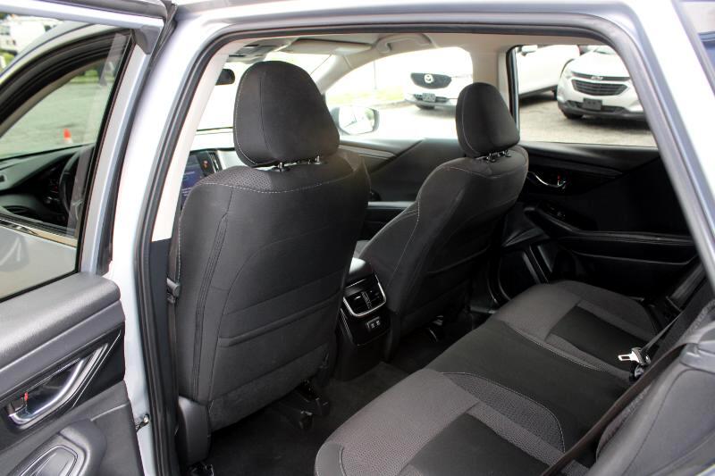 2022 Subaru Outback Premium photo 14