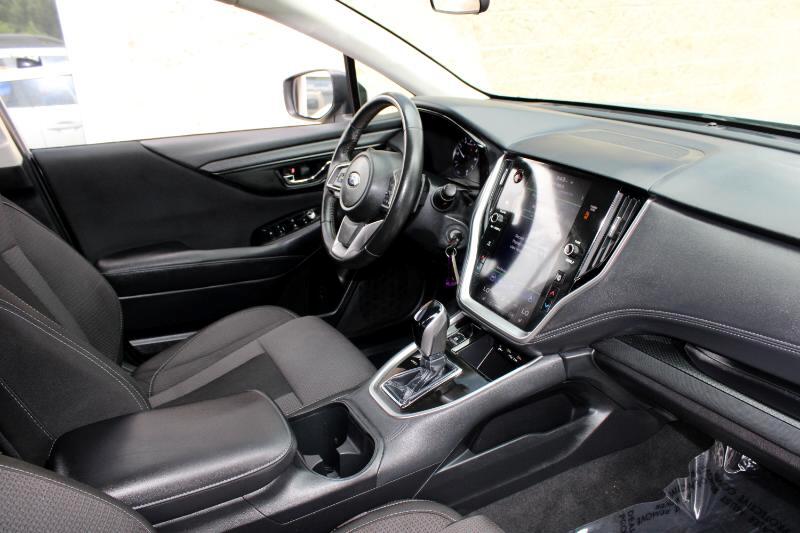 2022 Subaru Outback Premium photo 16