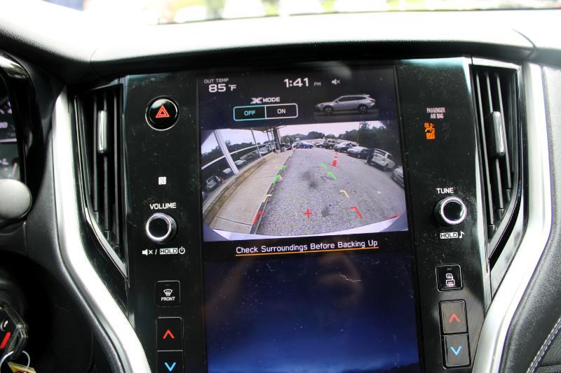 2022 Subaru Outback Premium photo 26
