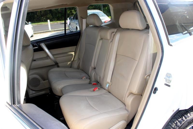 2012 Toyota Highlander Base Hybrid photo 13