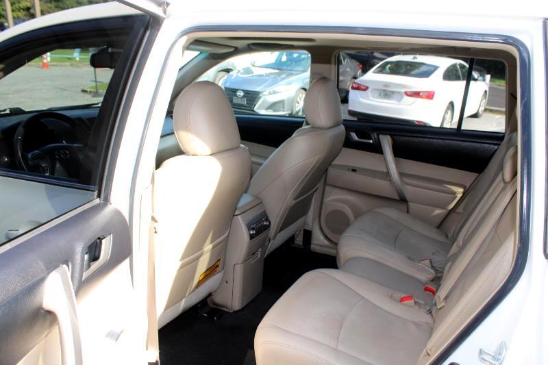 2012 Toyota Highlander Base Hybrid photo 15