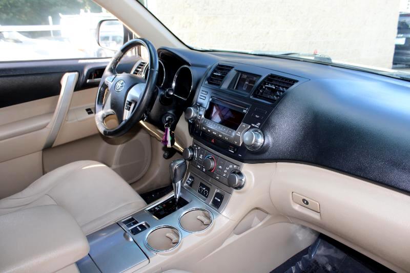 2012 Toyota Highlander Base Hybrid photo 23