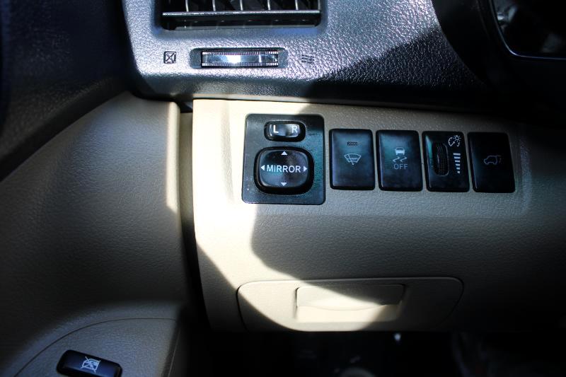 2012 Toyota Highlander Base Hybrid photo 28