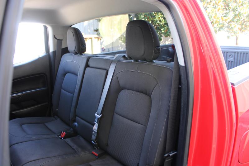 2018 Chevrolet Colorado LT photo 14