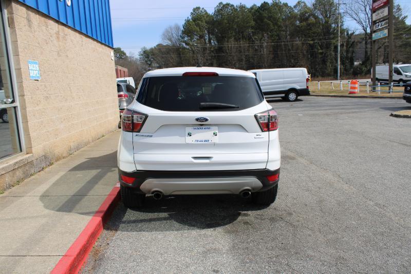 Ford Escape SE FWD 2017