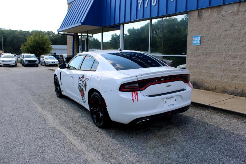 2015 Dodge Charger SXT photo 6