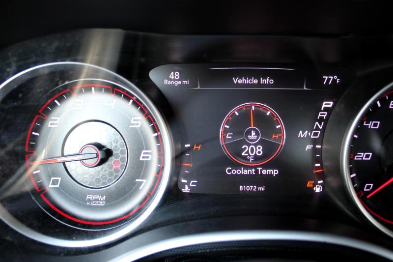 2015 Dodge Charger SXT photo 23