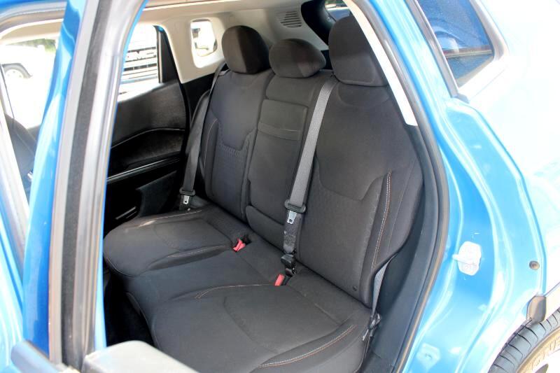 2018 Jeep Compass Sport photo 13