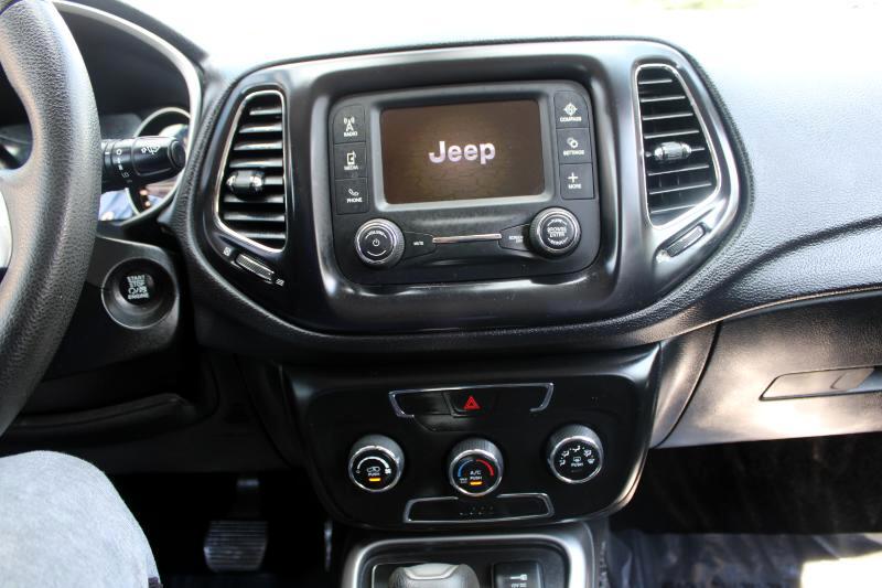 2018 Jeep Compass Sport photo 25