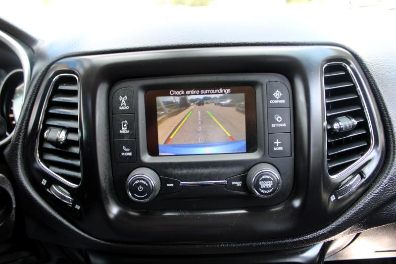 2018 Jeep Compass Sport photo 28