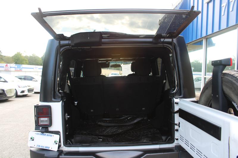 2017 Jeep Wrangler Unlimited Big Bear photo 13
