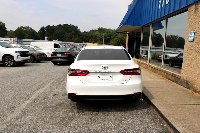 2023 Toyota Camry LE photo 3