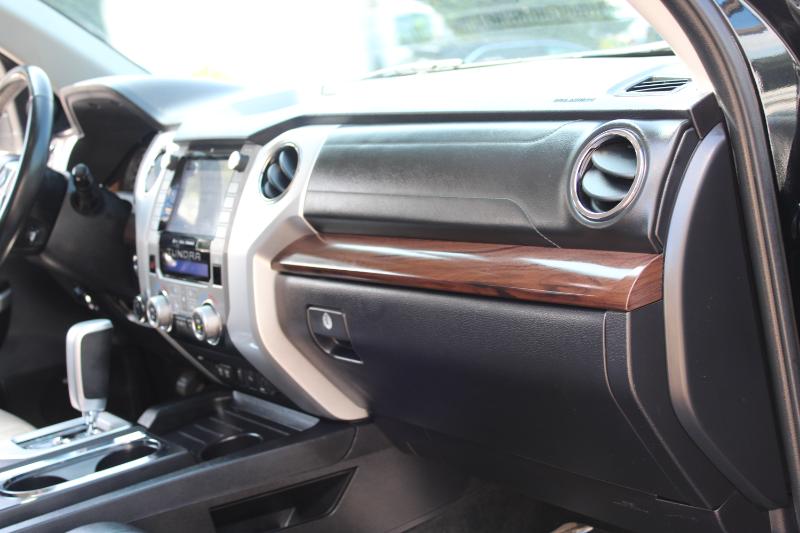 Toyota Tundra 4WD Limited CrewMax 5.5' Bed 5.7L (Natl) 2020