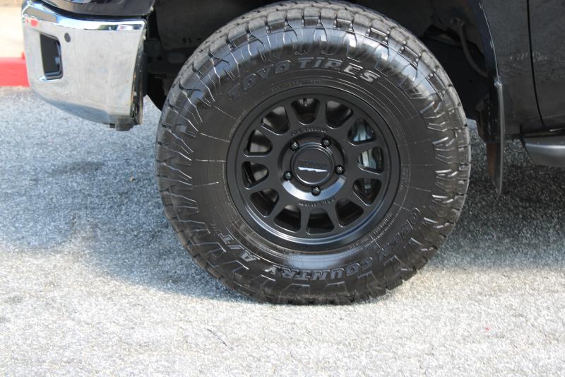 Toyota Tundra 4WD Limited CrewMax 5.5' Bed 5.7L (Natl) 2020