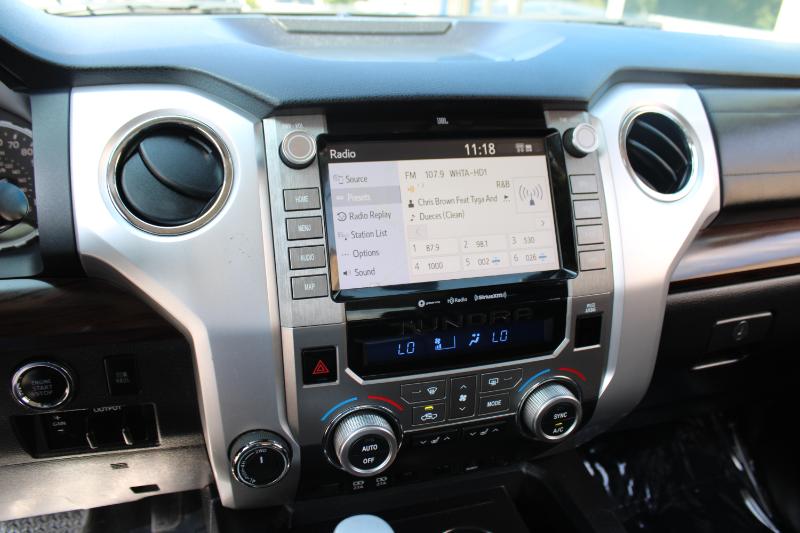 Toyota Tundra 4WD Limited CrewMax 5.5' Bed 5.7L (Natl) 2020