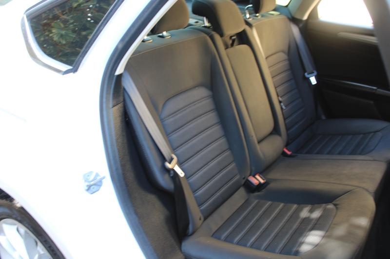 Ford Fusion SE FWD 2020