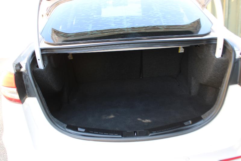 Ford Fusion SE FWD 2020