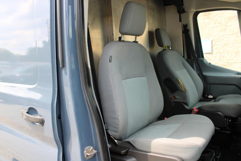 2019 Ford Transit Van photo 4