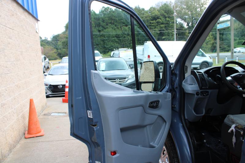 Ford Transit Van T-250 148" EL Hi Rf 9000 GVWR Sliding RH Dr 2019