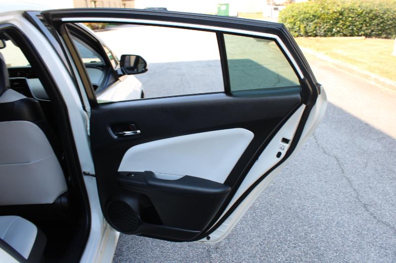 Toyota Prius Three Touring (Natl) 2017