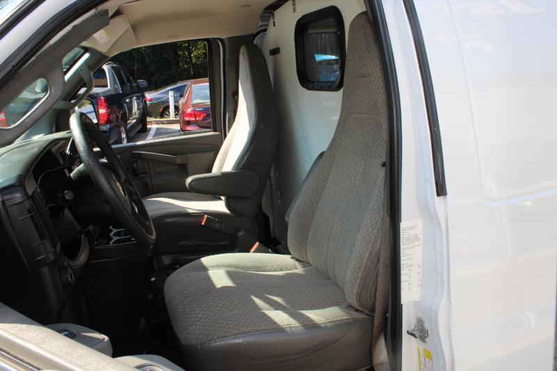 Chevrolet Express Cargo Van RWD 2500 135" 2019