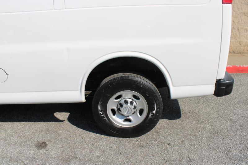 Chevrolet Express Cargo Van RWD 2500 135" 2019