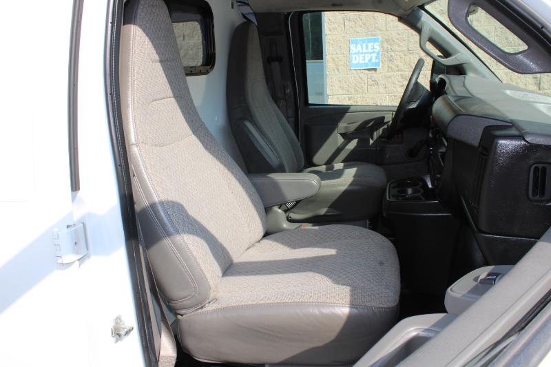 Chevrolet Express Cargo Van RWD 2500 135" 2019