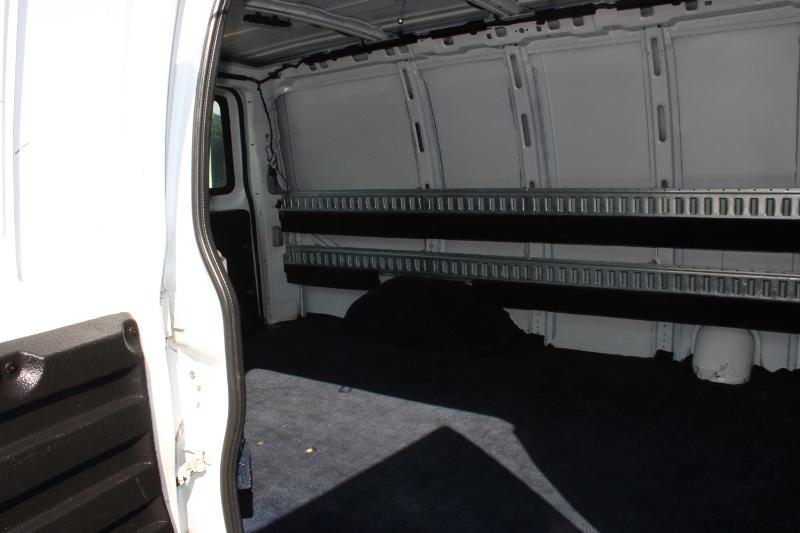 Chevrolet Express Cargo Van RWD 2500 135" 2019