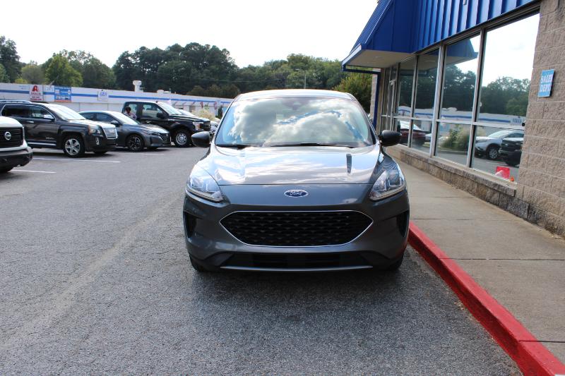2022 Ford Escape SE photo 2