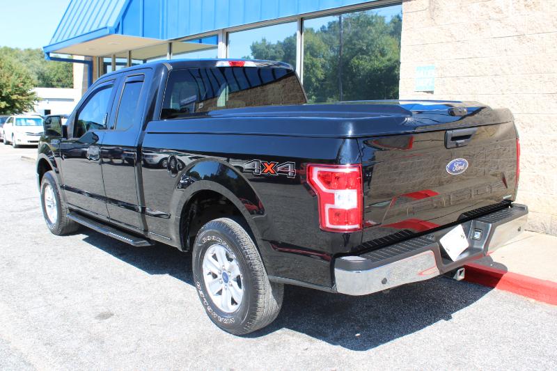 2018 Ford F-150 XLT photo 12
