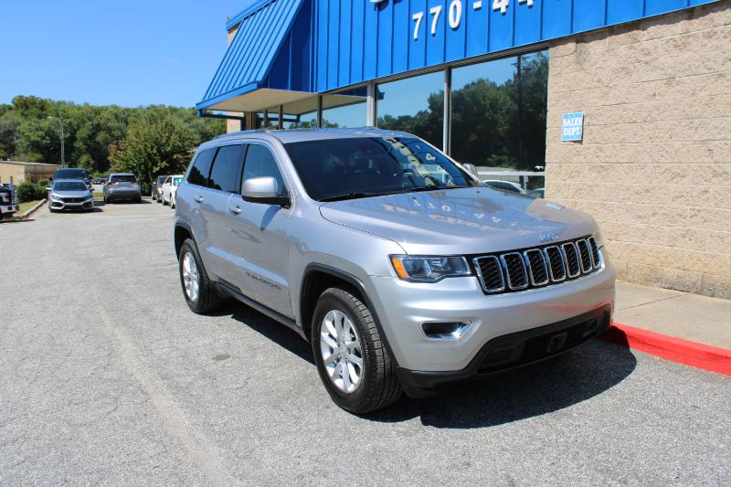 Jeep Grand Cherokee Laredo X 4x2 2021