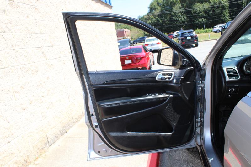 Jeep Grand Cherokee Laredo X 4x2 2021