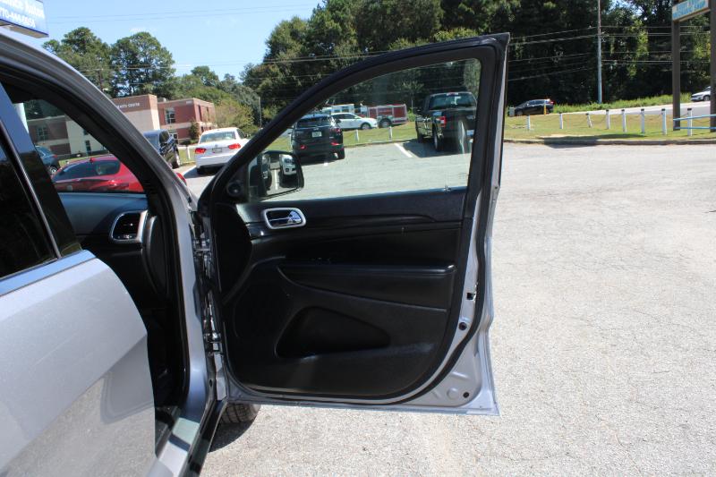 Jeep Grand Cherokee Laredo X 4x2 2021